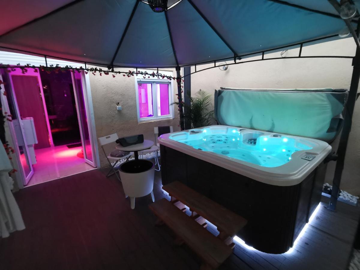 Lyon Superbe Jacuzzi Vue Sur Jardin Apartamento Villeurbanne Exterior foto